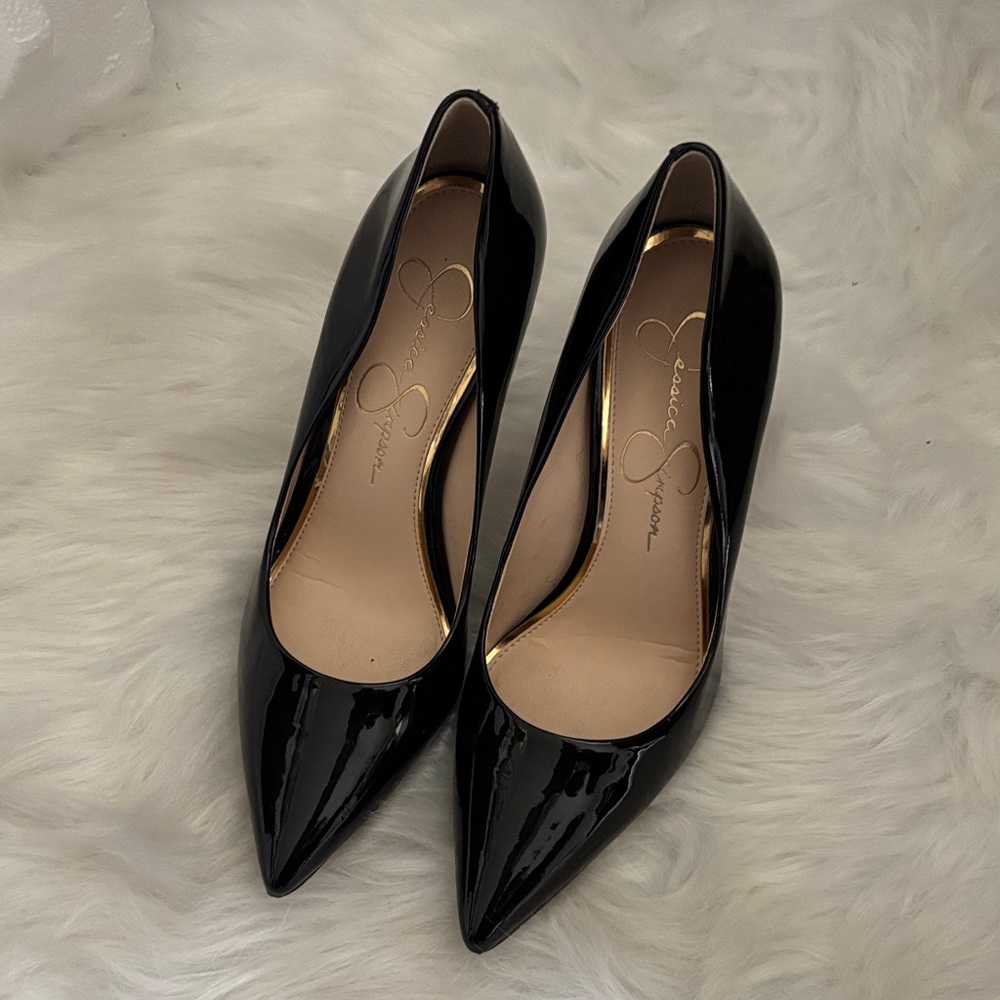 Jessica Simpson Glossy Black Heels